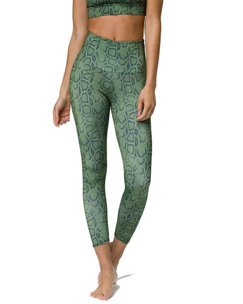 FEATURED BRAND: ONZIE YOGA APPAREL - The Green Pineapple